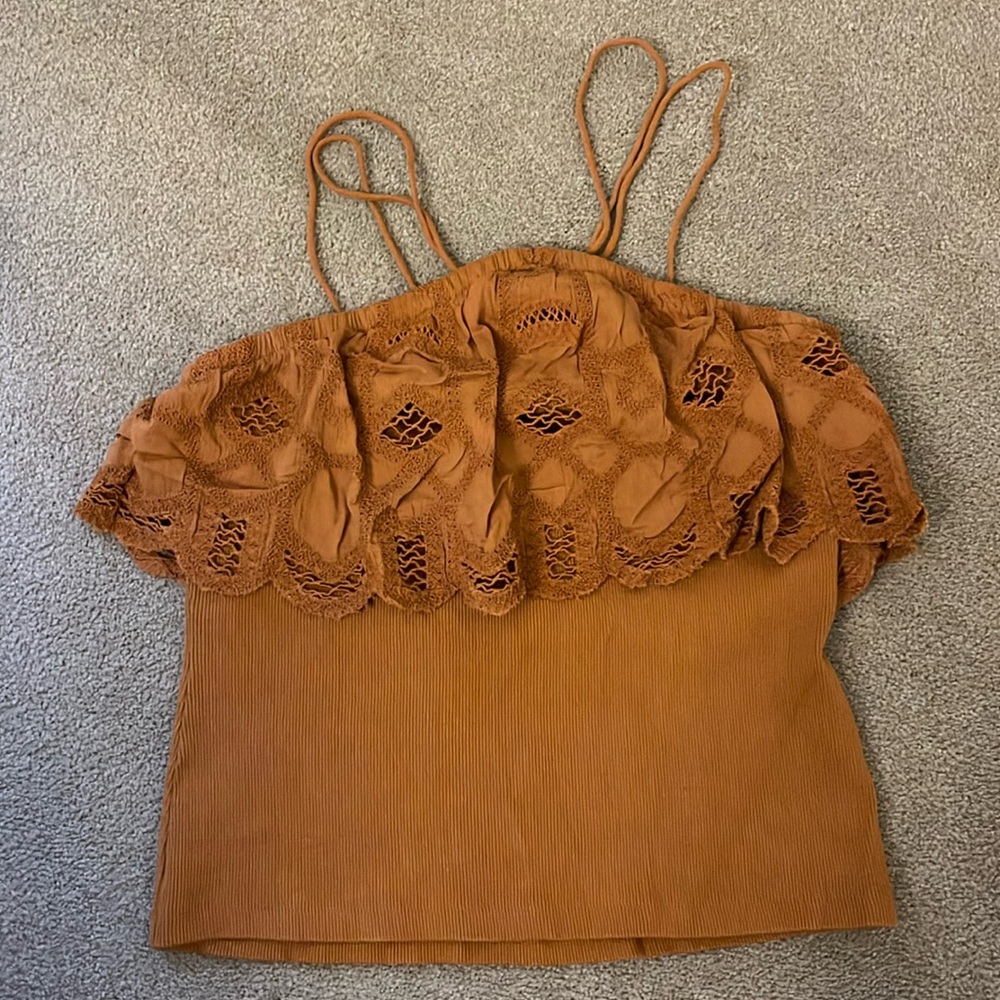 Anthropologie ruffled halter cropped lace tank M